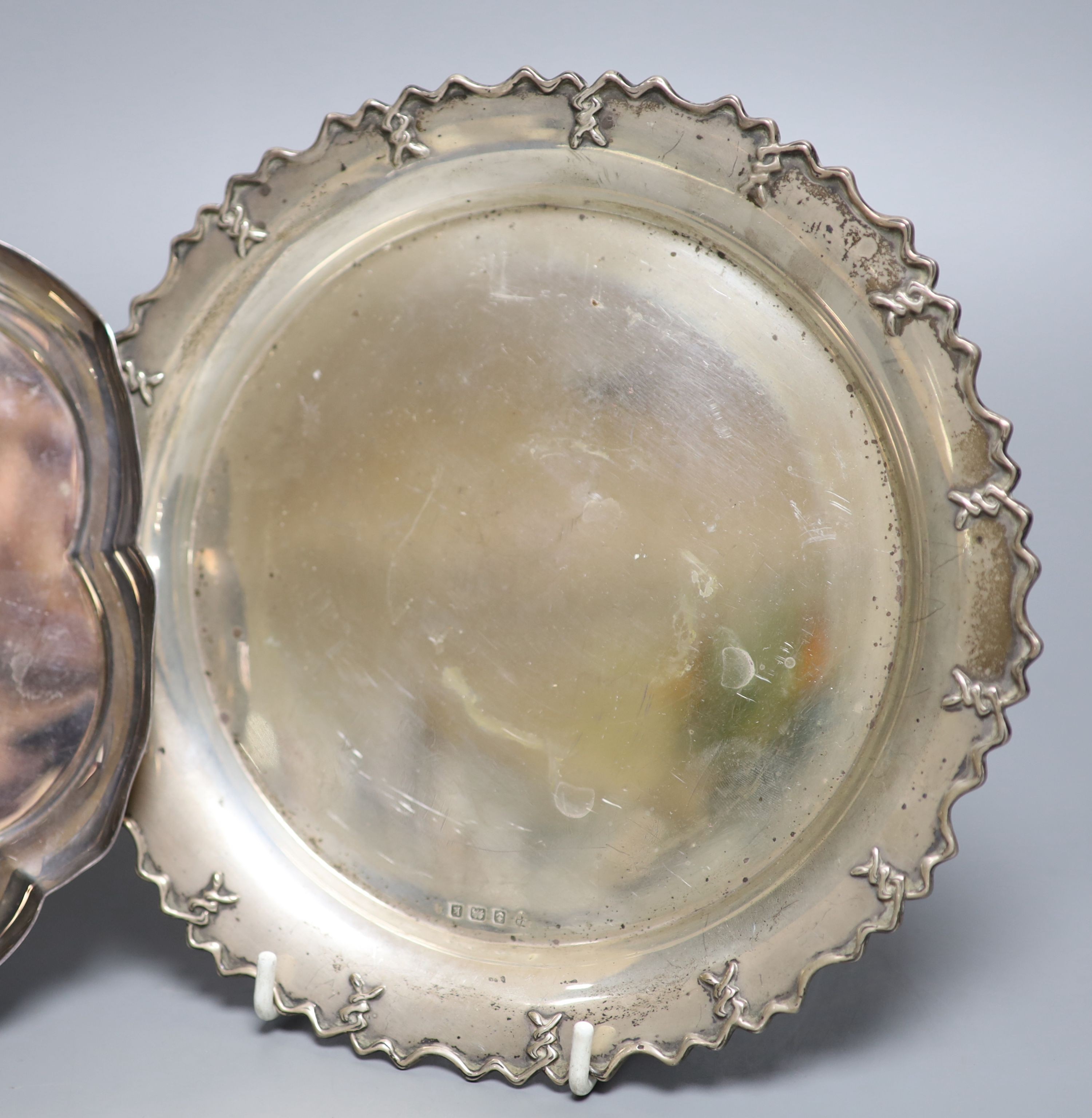 A modern cusped silver waiter, Sheffield, 1971, 20.7cm and an Edwardian silver stand, 20.3cm, 20.5oz.